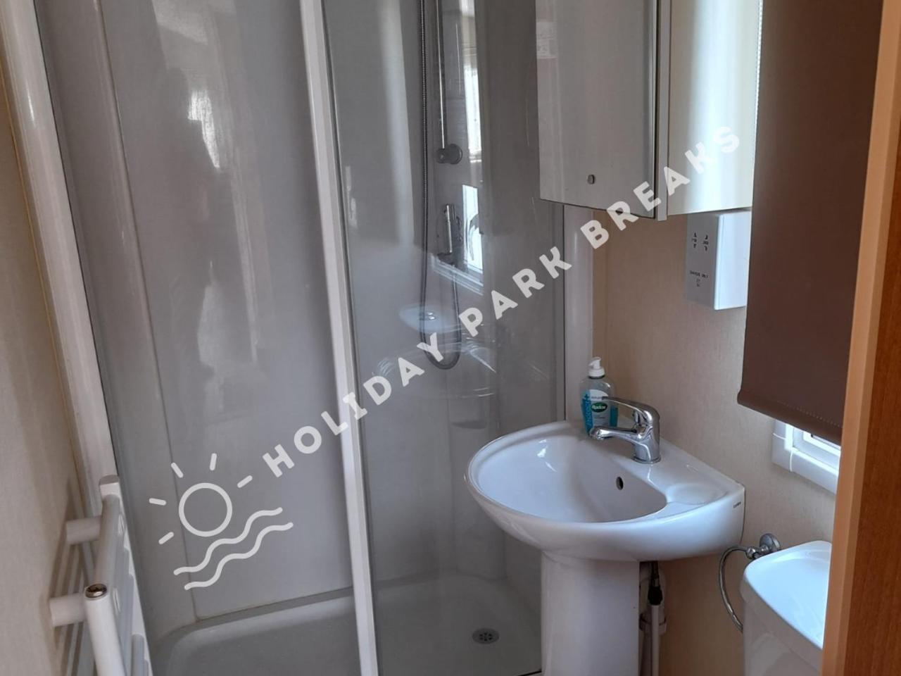Beachcomber - Cosy 2 Bed Near Beach At Seal Bay, Selsey Exterior photo